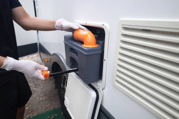 Best Construction site porta potty rental  in Avodo Heights, CA
